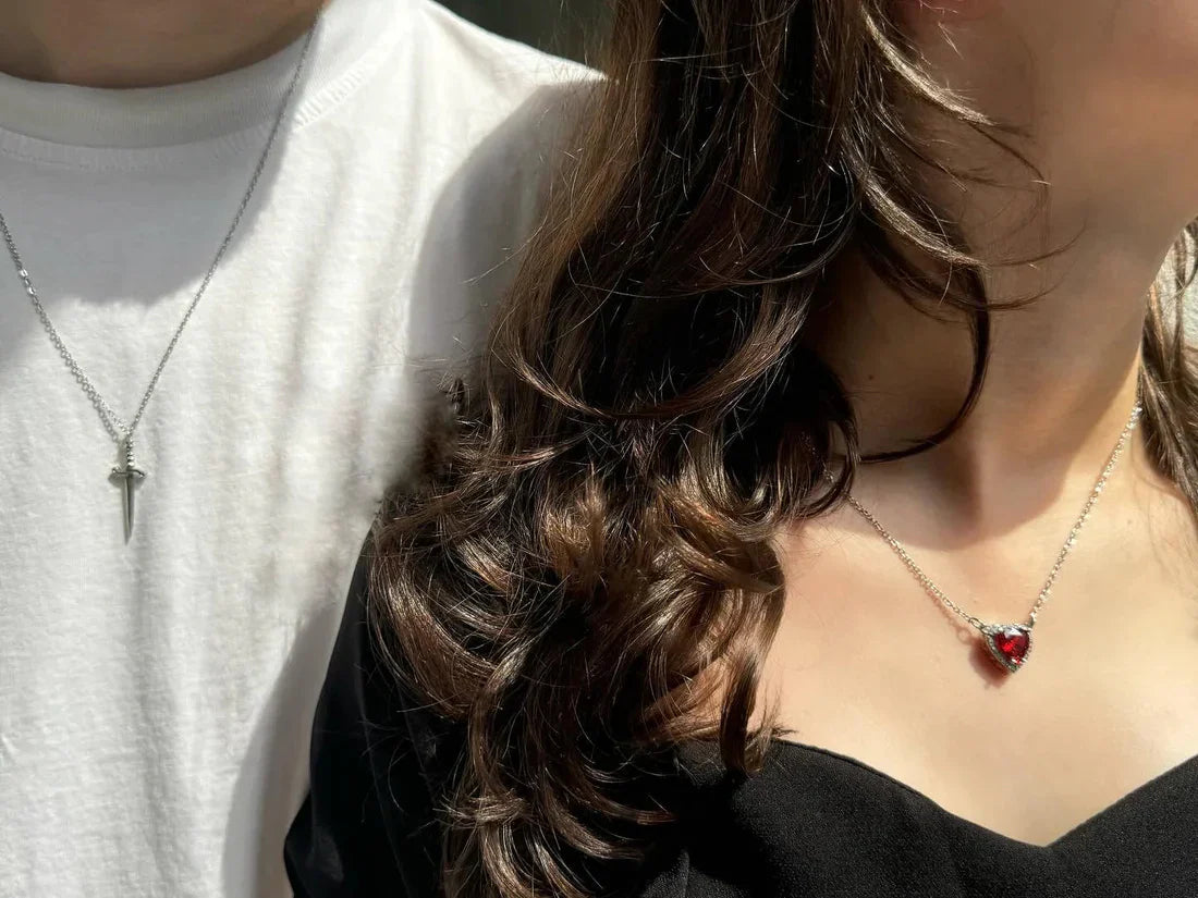 Eternal Rose Box - W/ LoveKnight Necklace