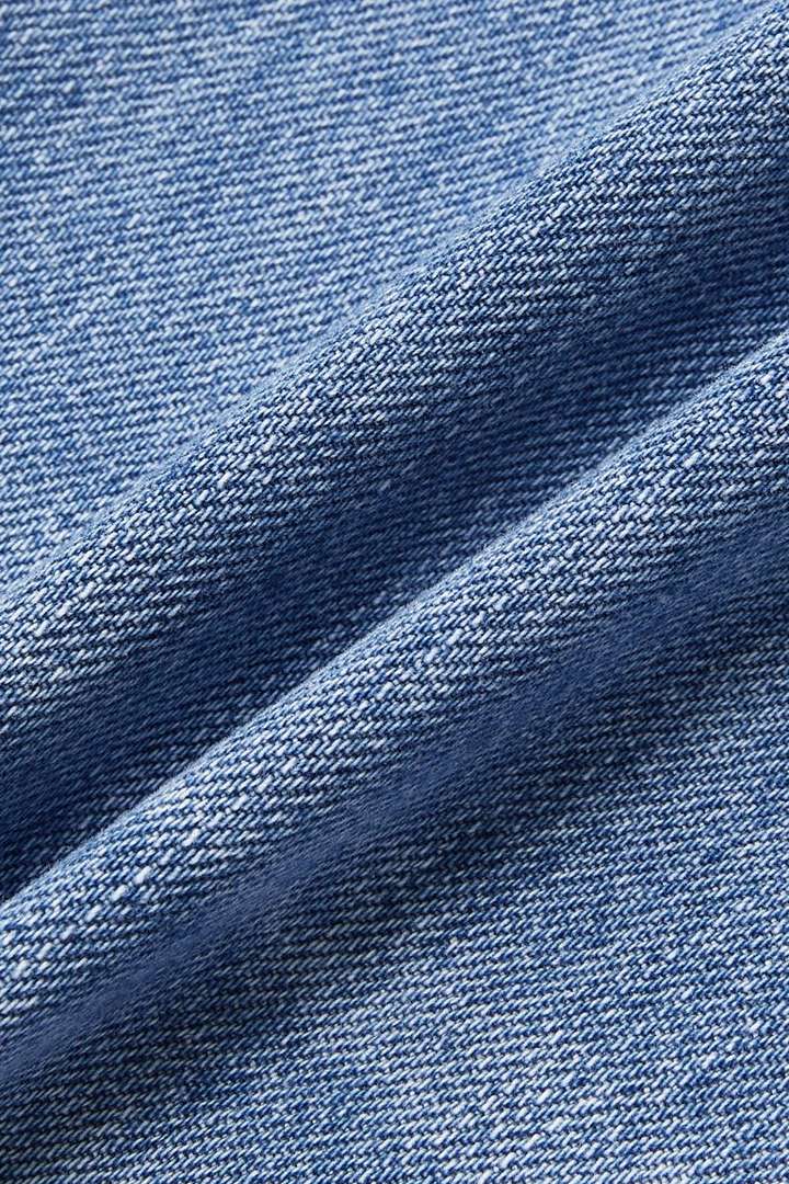 Wash Ripped Raw Hem Mid Rise Crop Jeans
