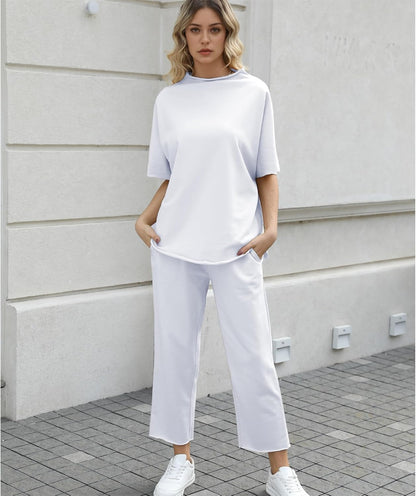 Women's 2-Piece Lounge Set – 3/4 Batwing Sleeve Capelet Top & Wide-Leg Pants