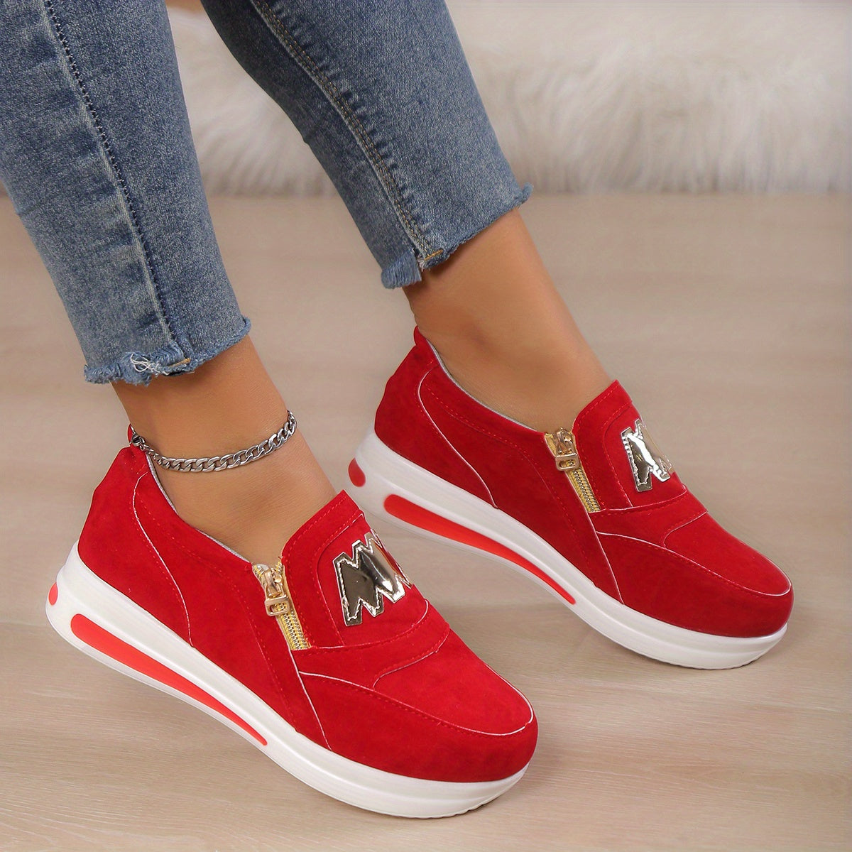 Women's casual platform slip-on sneakers