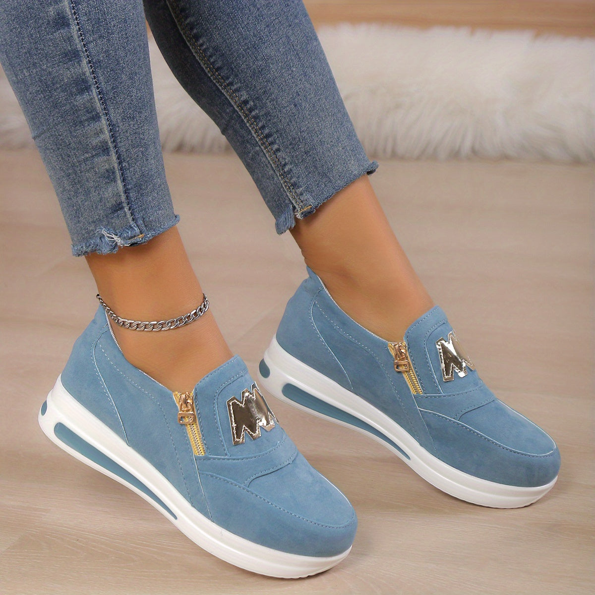 Women's casual platform slip-on sneakers