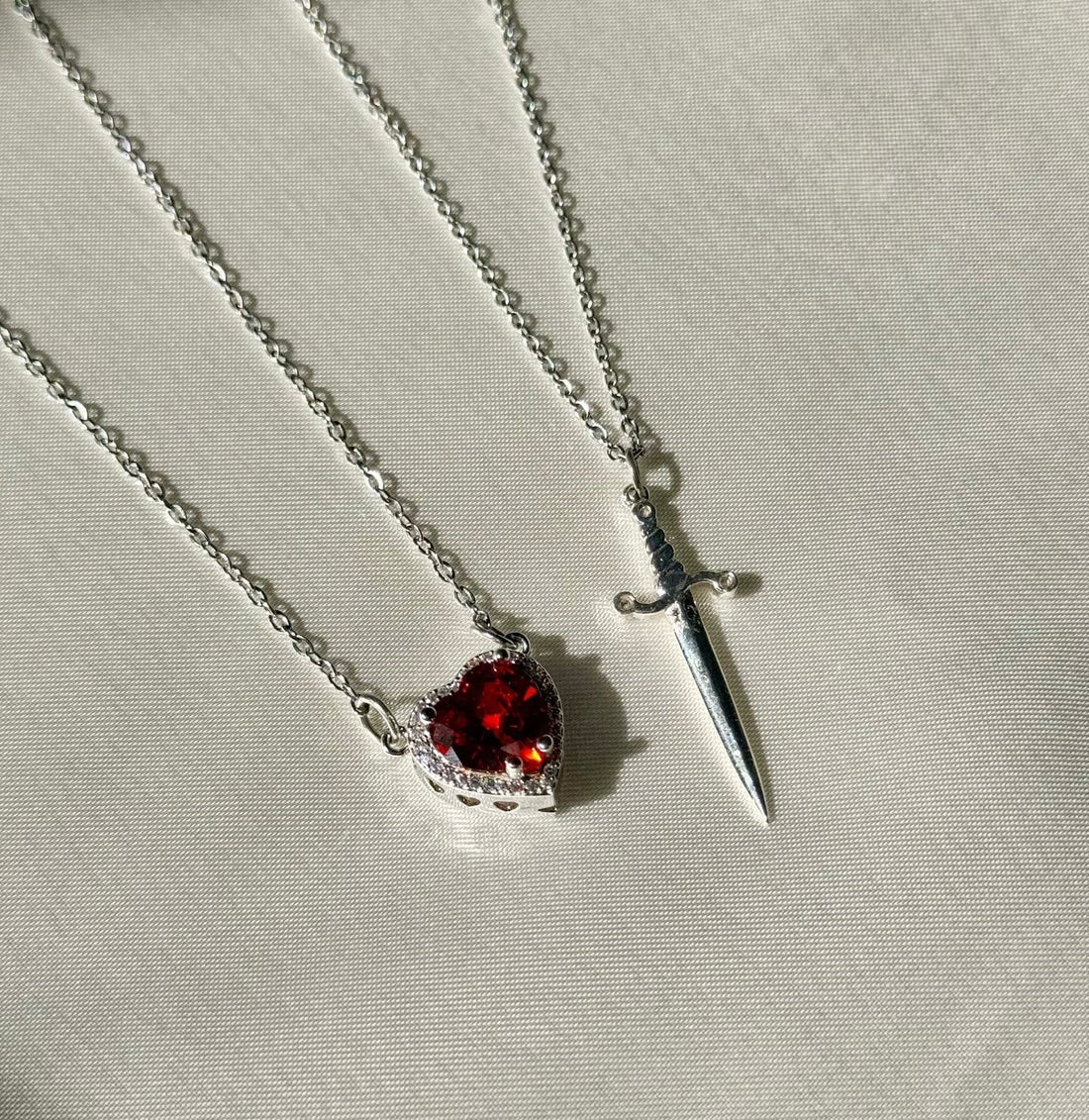 Eternal Rose Box - W/ LoveKnight Necklace