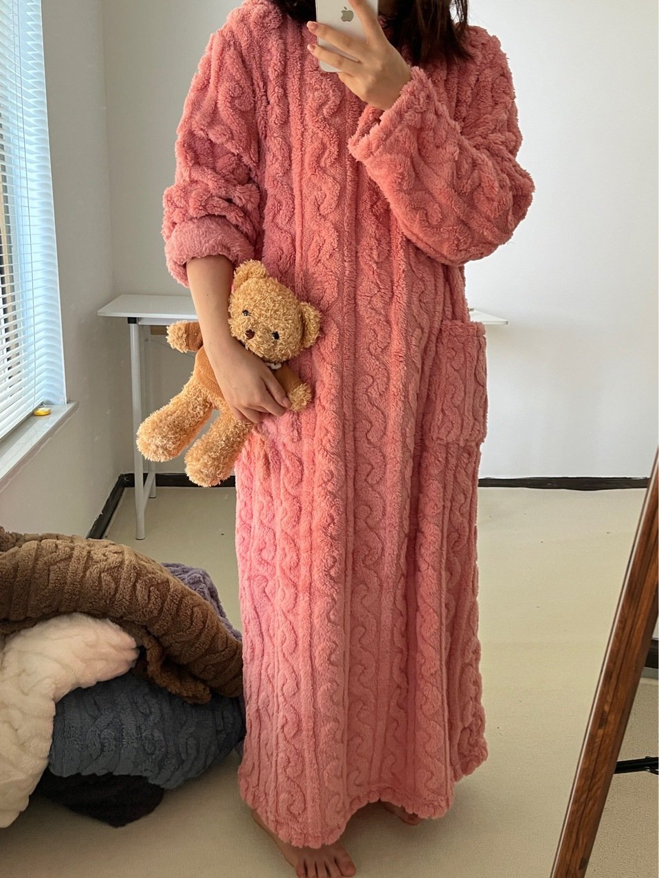 A Warm Gift Winter Coral Velvet Home Clothes